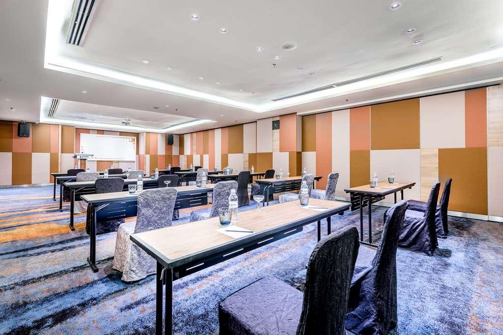 Eastin Hotel Penang Sungai Dua Bukit Phòng bức ảnh